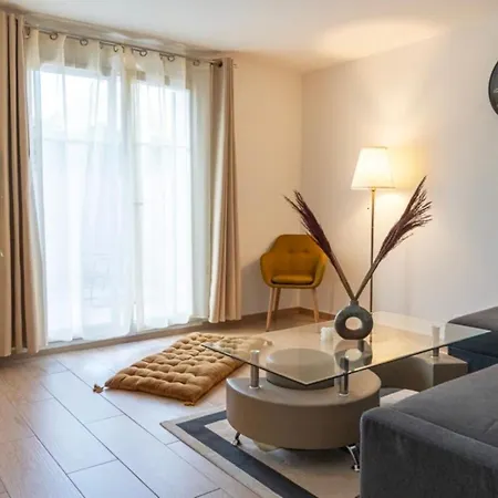 Hotel Belle Demeure En Bord De Seine Villeneuve-la-Garenne